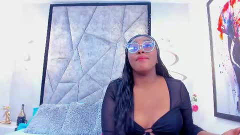 Zoe online show from June 2026 12:04:02 PM