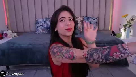 Snapshot of zoee_cruz chatting on June 2026 01:17:02 PM Camila online show from June 2026 01:17:02 PM