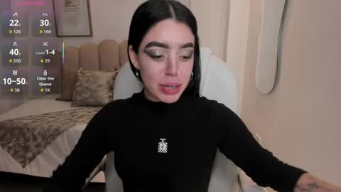 Snapshot of zoee_jackson chatting on June 2026 07:29:01 PM zoee jackson online show from June 2026 07:29:01 PM