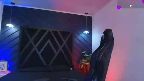 Snapshot of zoee_martins_ chatting on March 2026 05:54:01 PM Zoe 3 online show from March 2026 05:54:01 PM