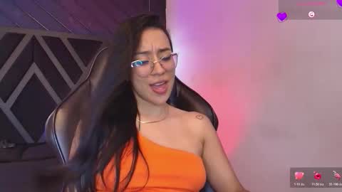 Snapshot of zoee_martins_ chatting on March 2026 05:49:02 PM Zoe 3 online show from March 2026 05:49:02 PM