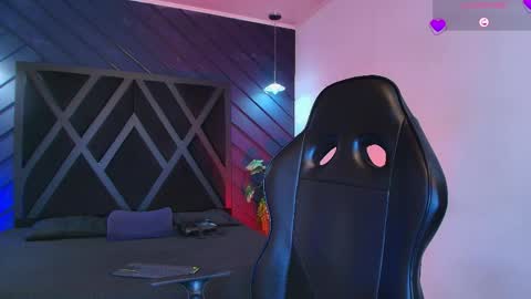 Snapshot of zoee_martins_ chatting on March 2026 05:46:01 PM Zoe 3 online show from March 2026 05:46:01 PM