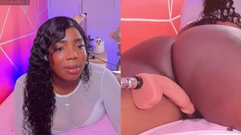 Snapshot of zoeethompson_cm chatting on October 2025 11:09:01 AM online show from October 2025 11:09:01 AM