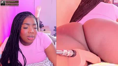 Snapshot of zoeethompson_cm chatting on January 2026 11:03:02 AM online show from January 2026 11:03:02 AM