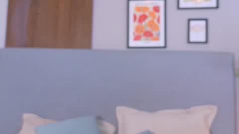 Zoe online show from March 2026 01:44:02 PM