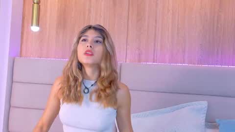 Zoe online show from April 2026 01:19:01 PM