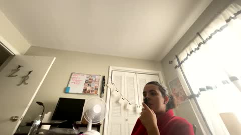 Snapshot of zoel87 chatting on October 2025 02:47:01 PM LovelyLatin25 online show from October 2025 02:47:01 PM