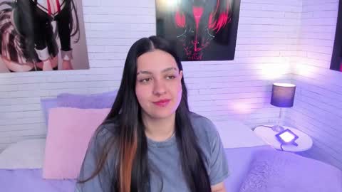 ZOE  online show from November 2025 09:50:02 PM