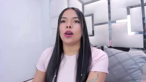 ZoeSwam online show from February 2026 02:22:02 PM