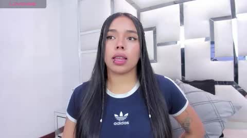 ZoeSwam online show from February 2026 01:51:01 PM