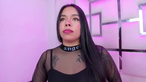 ZoeSwam online show from April 2026 02:33:01 PM