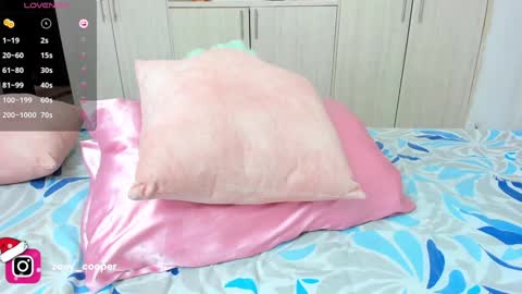 zoey  Independent model online show from December 2024 02:16:02 PM