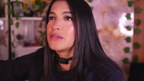 zoey fox  online show from June 2026 03:00:01 AM