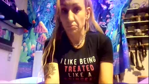 Snapshot of zoeyportland chatting on October 2025 12:03:02 PM Zoey Portland online show from October 2025 12:03:02 PM