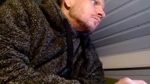 Snapshot of zolexthomas chatting on December 2024 03:43:02 PM zolexthomas online show from December 2024 03:43:02 PM