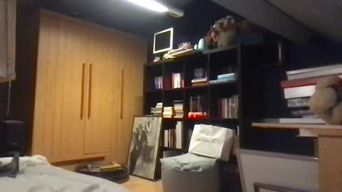 Snapshot of zolexthomas chatting on December 2024 07:05:02 PM zolexthomas online show from December 2024 07:05:02 PM