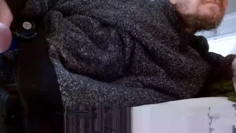 Snapshot of zolexthomas chatting on January 2025 02:53:01 PM zolexthomas online show from January 2025 02:53:01 PM