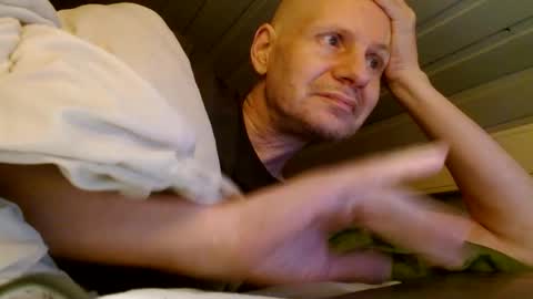 Snapshot of zolexthomas chatting on February 2025 01:15:01 AM zolexthomas online show from February 2025 01:15:01 AM