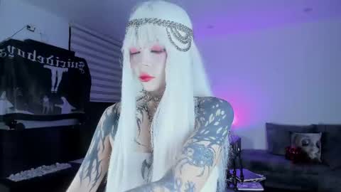 SOPHIE    online show from June 2026 04:06:01 AM