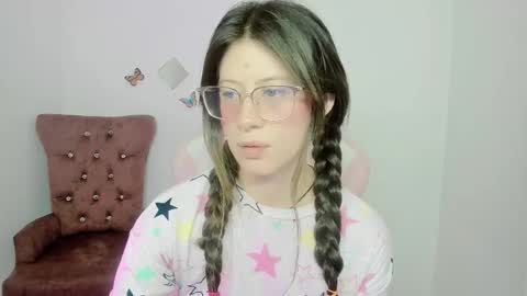 Alicie online show from November 2025 03:01:01 PM