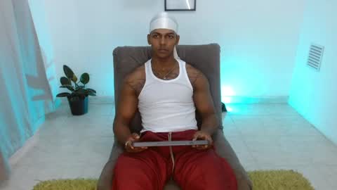Snapshot of zoriel_derox chatting on May 2026 07:31:01 PM Zoriel online show from May 2026 07:31:01 PM