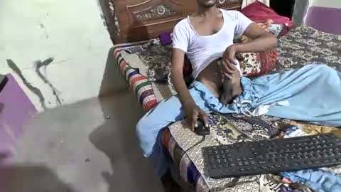 Snapshot of zoyakhan803 chatting on May 2026 10:40:02 PM zoyakhan803 online show from May 2026 10:40:02 PM