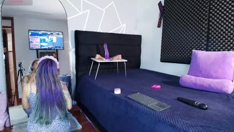 zpzphot online show from April 2026 06:05:02 PM