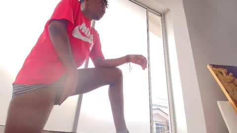 Snapshot of zuluflame chatting on October 2025 08:31:01 PM Marcelo Torres online show from October 2025 08:31:01 PM