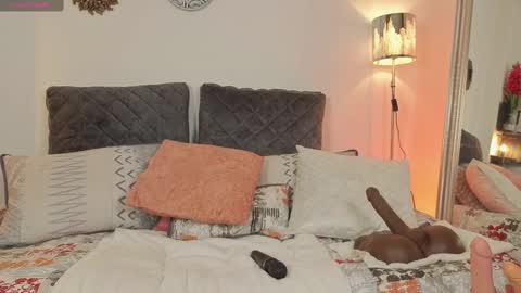 Snapshot of zuly_zahir_01 chatting on February 2025 08:53:02 AM zuly goode online show from February 2025 08:53:02 AM