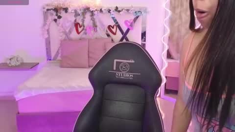 ZURY   online show from September 2025 11:45:02 AM