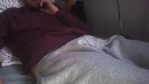 zyggy87 online show from November 2025 07:19:01 AM