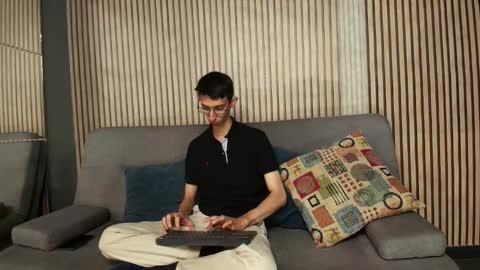 Zyro Nigth online show from November 2025 11:25:01 PM