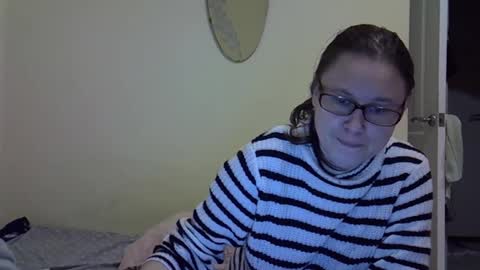 Snapshot of zyuhre chatting on November 2025 09:16:02 PM Zyuhre online show from November 2025 09:16:02 PM