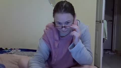 Snapshot of zyuhre chatting on November 2025 11:32:02 AM Zyuhre online show from November 2025 11:32:02 AM