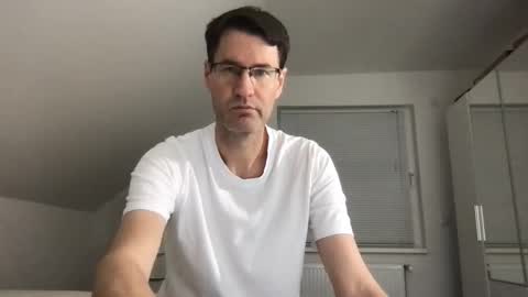 zzz123_cam online show from November 2025 04:10:02 PM