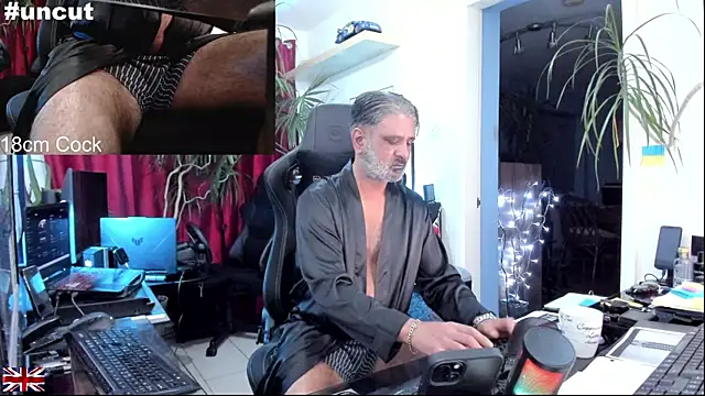 OnlineBossUK online show from October 2025 06:08:02 PM