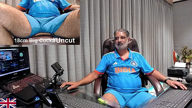 OnlineBossUK online show from March 2026 02:21:01 PM