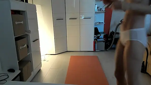 angelmommu online show from February 2025 06:28:01 AM