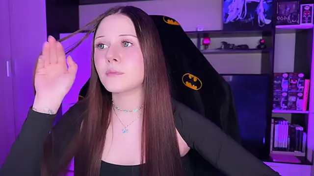 jasminevine online show from April 2026 10:40:02 PM