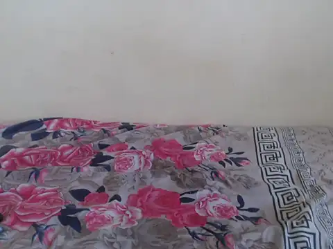 Snapshot of queen__ebony chatting on December 2024 11:40:02 AM queen ebony online show from December 2024 11:40:02 AM