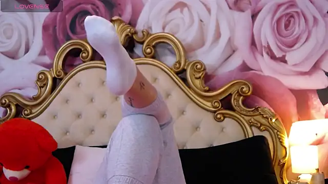 Snapshot of HessaHessy chatting on February 2026 03:39:02 PM HessaHessy online show from February 2026 03:39:02 PM