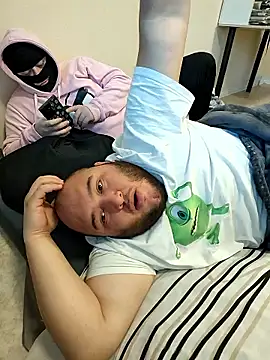 genderfluidco2 online show from January 2026 11:45:02 AM