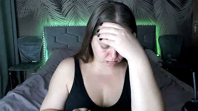 Snapshot of uliastar chatting on October 2025 07:41:02 AM uliastar online show from October 2025 07:41:02 AM