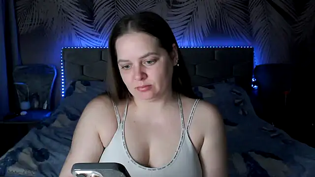 uliastar online show from April 2026 06:29:02 AM