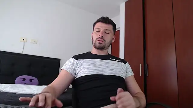 Snapshot of alexman_fuck chatting on December 2024 08:53:02 PM alexman fuck online show from December 2024 08:53:02 PM