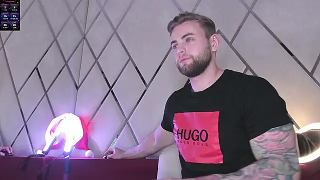 Snapshot of WayneWilson chatting on December 2024 08:07:02 AM WayneWilson online show from December 2024 08:07:02 AM