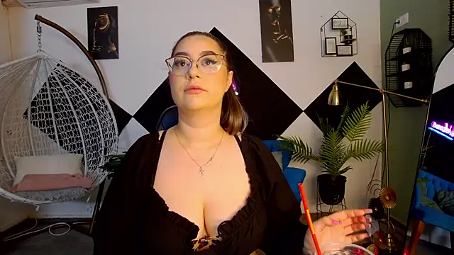 Katewalker  online show from July 2026 07:10:02 PM