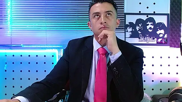 Snapshot of Darko0717 chatting on June 2026 02:43:02 PM Darko0717 online show from June 2026 02:43:02 PM