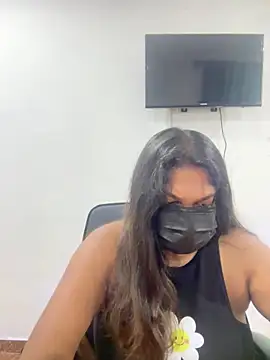 Snapshot of Black_Beauty997 chatting on September 2025 03:22:01 PM Black Beauty997 online show from September 2025 03:22:01 PM