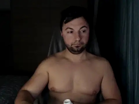 Snapshot of HankMalone chatting on November 2025 03:05:02 AM HankMalone online show from November 2025 03:05:02 AM